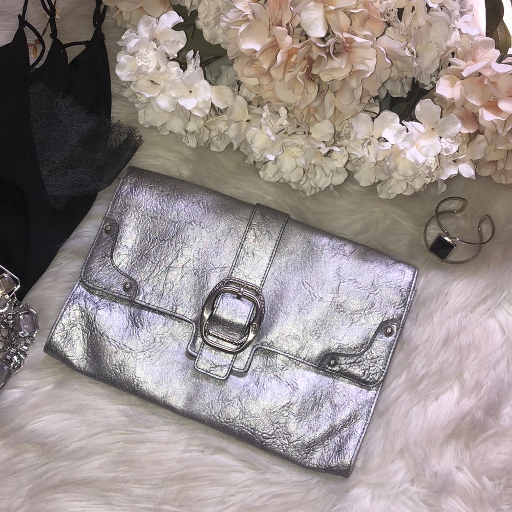 Jessica Simpson clutch - Picture 1 of 8